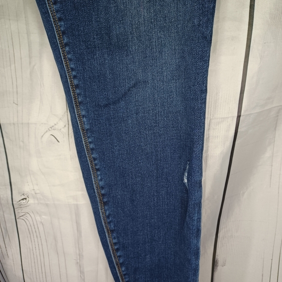 SPANX Distressed Ankle Skinny Jeans, Medium Wash Distressed Large Style 20203R - Picture 5 of 13